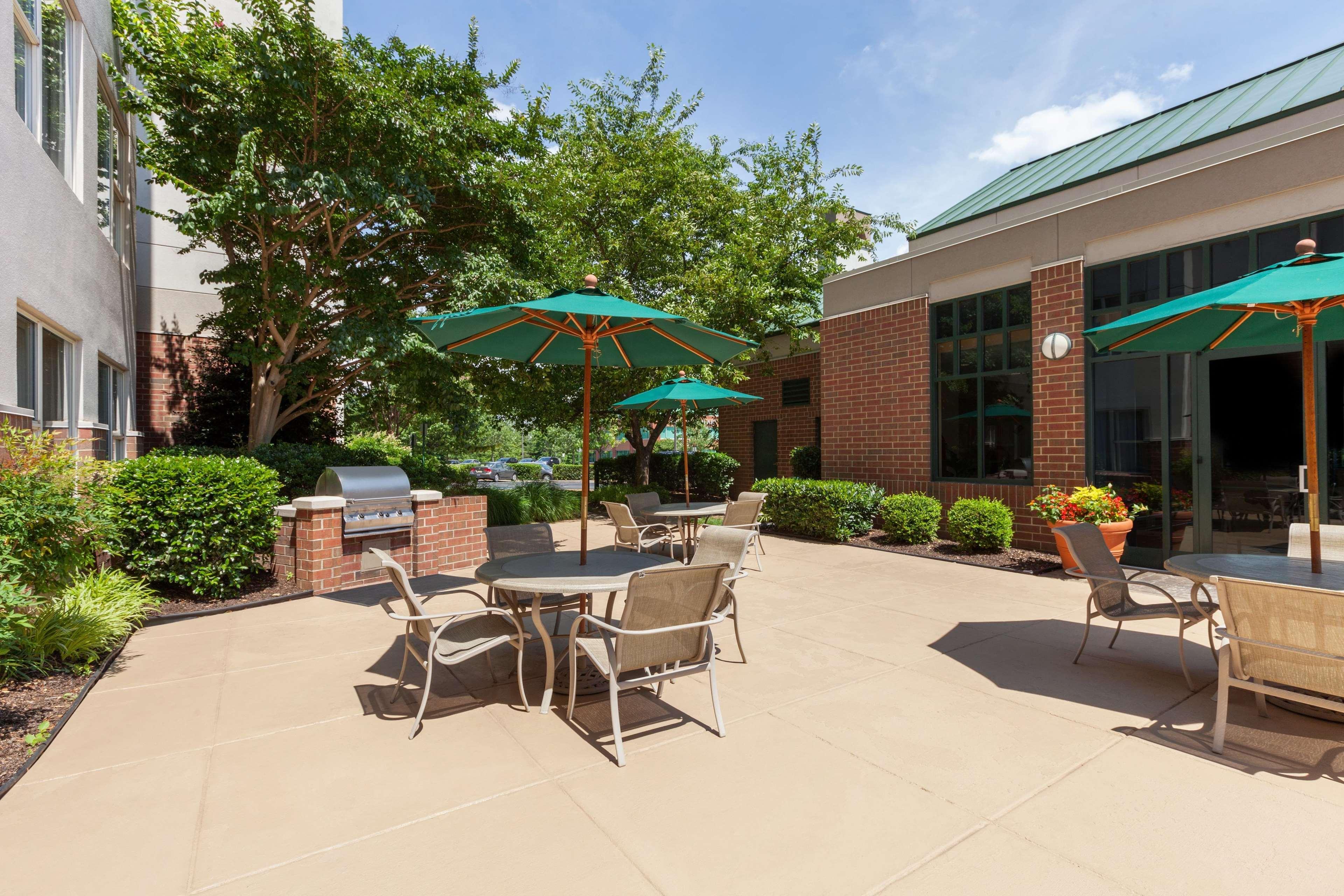 Homewood Suites By Hilton Falls Church Merrifield Exterior foto
